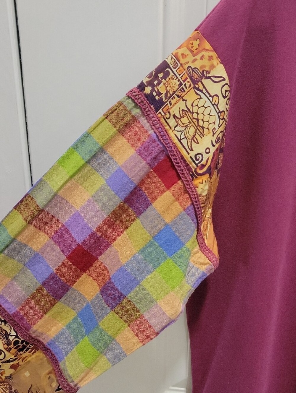 easel Patchwork-Sleeve Pullover Top - Picture 2 of 9